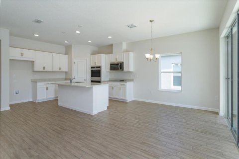 Casa en venta en Tavares, Florida, 3 dormitorios, 130.71 m2 № 1651009 - foto 4