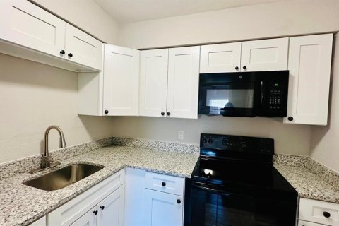Apartment in Lake Alfred, Florida 1 bedroom, 58.06 sq.m. № 1873108 - photo 4