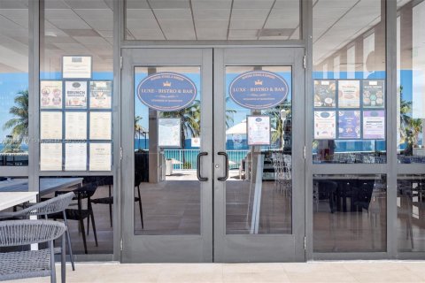 Купить кондоминиум в Холливуд, Флорида 2 спальни, 102.19м2, № 2018190 - фото 23