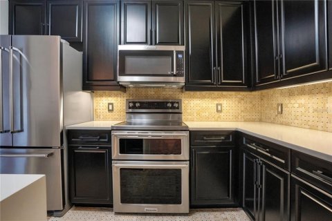 Condominio en alquiler en Orlando, Florida, 2 dormitorios, 107.86 m2 № 1916851 - foto 8