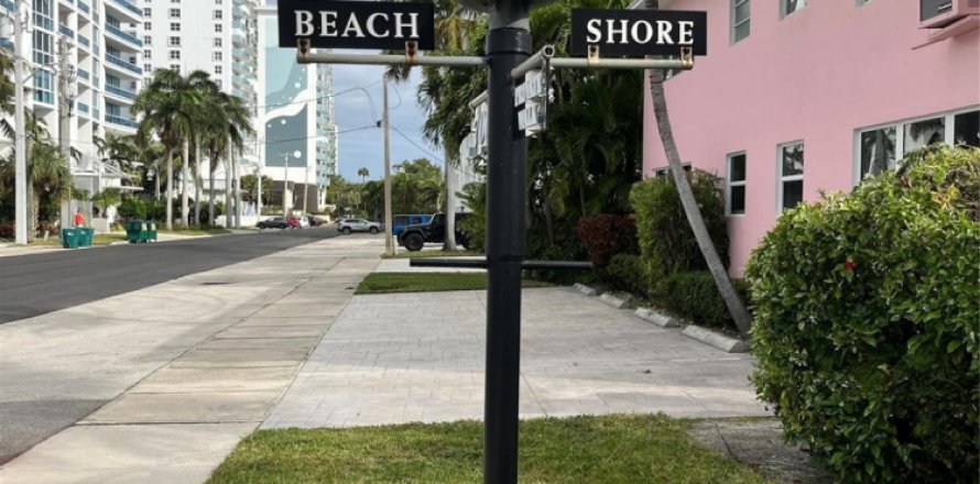 Condo in Fort Lauderdale, Florida, 1 bedroom № 938804