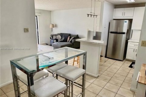 Снять в аренду кондоминиум в Хайалиа, Флорида 2 спальни, 78.78м2, № 2040265 - фото 4