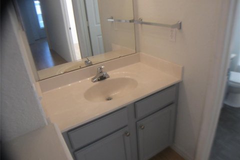Condominio en alquiler en Kissimmee, Florida, 4 dormitorios, 136.57 m2 № 1893611 - foto 19