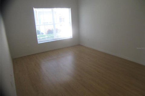 Condominio en alquiler en Kissimmee, Florida, 4 dormitorios, 136.57 m2 № 1893611 - foto 10