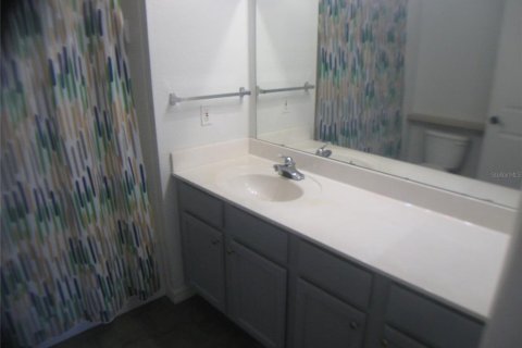 Condominio en alquiler en Kissimmee, Florida, 4 dormitorios, 136.57 m2 № 1893611 - foto 13