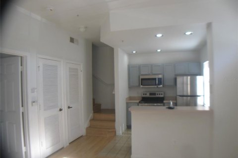 Condominio en alquiler en Kissimmee, Florida, 4 dormitorios, 136.57 m2 № 1893611 - foto 9
