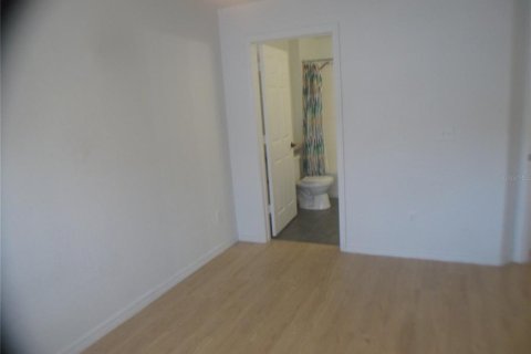 Condominio en alquiler en Kissimmee, Florida, 4 dormitorios, 136.57 m2 № 1893611 - foto 16