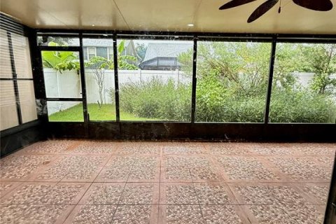 Casa en alquiler en Windermere, Florida, 4 dormitorios, 223.43 m2 № 1918459 - foto 19