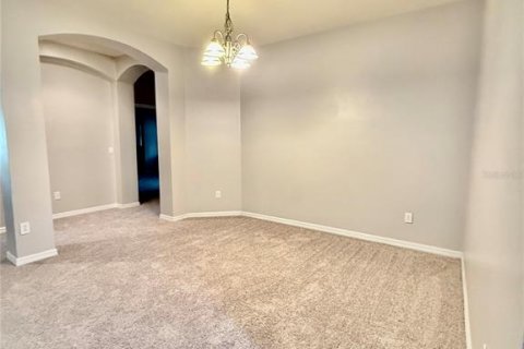 Casa en alquiler en Windermere, Florida, 4 dormitorios, 223.43 m2 № 1918459 - foto 4