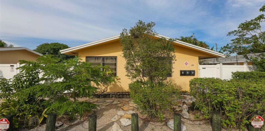 Propiedad comercial en Oakland Park, Florida 147.71 m2 № 2085777