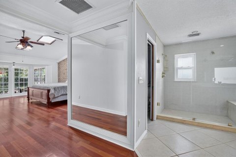 House in Orlando, Florida 4 bedrooms, 460.8 sq.m. № 2200189 - photo 21