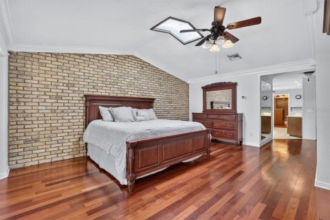 House in Orlando, Florida 4 bedrooms, 460.8 sq.m. № 2200189 - photo 19