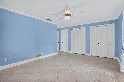 House in Orlando, Florida 4 bedrooms, 460.8 sq.m. № 2200189 - photo 26