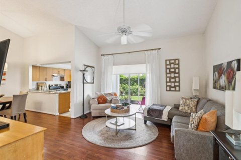 Villa ou maison à vendre à New Port Richey, Floride: 2 chambres, 89.09 m2 № 1826121 - photo 2