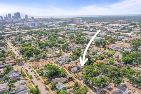 House in Saint Petersburg, Florida 2 bedrooms, 83.98 sq.m. № 1670216 - photo 28