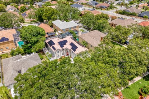 House in Orlando, Florida 6 bedrooms, 356.56 sq.m. № 1786140 - photo 5
