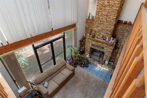 Casa en venta en Okahumpka, Florida, 4 dormitorios, 331.1 m2 № 2128777 - foto 28