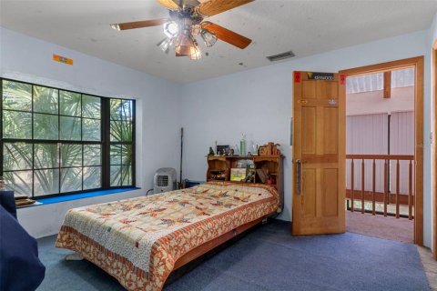 Casa en venta en Okahumpka, Florida, 4 dormitorios, 331.1 m2 № 2128777 - foto 30