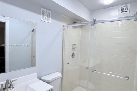 Снять в аренду кондоминиум в Майами, Флорида 2 спальни, 89.65м2, № 1987791 - фото 7