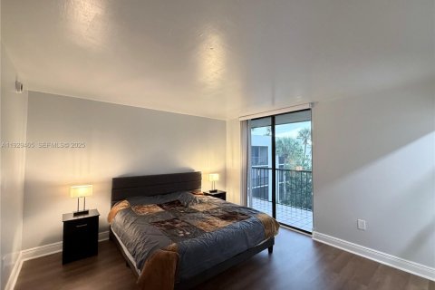 Снять в аренду кондоминиум в Майами, Флорида 2 спальни, 89.65м2, № 1987791 - фото 5