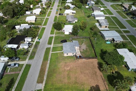 Land in Port Charlotte, Florida № 2160561 - photo 3