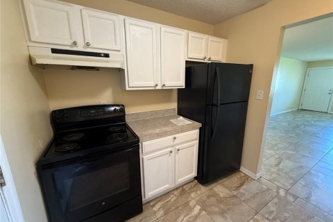 Apartamento en alquiler en DeLand, Florida, 3 dormitorios, 100.33 m2 № 1911830 - foto 3