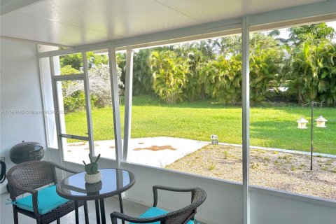 Купить виллу или дом в Форт Майерс, Флорида 3 спальни, 134.99м2, № 1982542 - фото 27