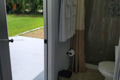 Купить виллу или дом в Форт Майерс, Флорида 3 спальни, 134.99м2, № 1982542 - фото 26