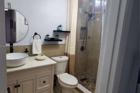 Купить виллу или дом в Форт Майерс, Флорида 3 спальни, 134.99м2, № 1982542 - фото 21