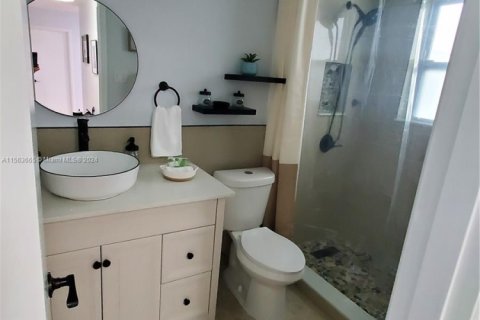 Купить виллу или дом в Форт Майерс, Флорида 3 спальни, 134.99м2, № 1982542 - фото 22