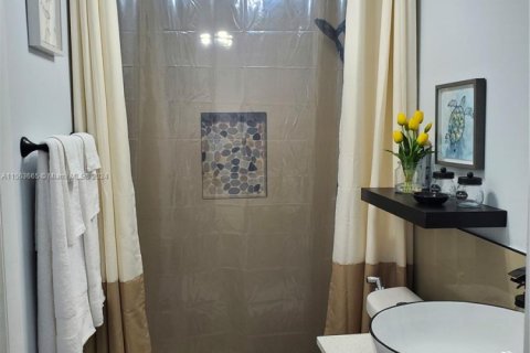 Купить виллу или дом в Форт Майерс, Флорида 3 спальни, 134.99м2, № 1982542 - фото 25