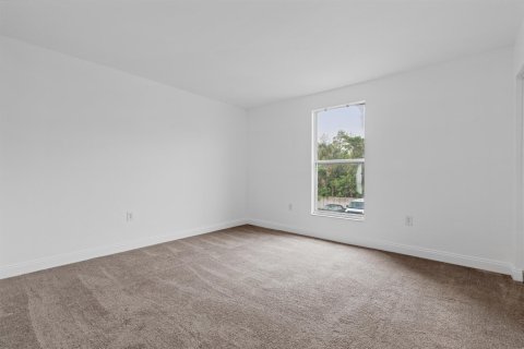 Condo in Fort Myers, Florida, 2 bedrooms  № 2400498 - photo 17