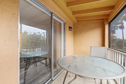 Condo in Fort Myers, Florida, 2 bedrooms  № 2400498 - photo 19