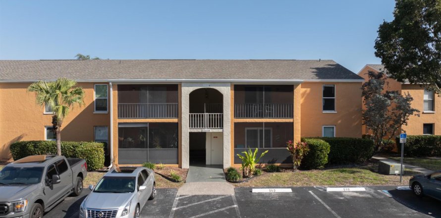 Condo in Fort Myers, Florida, 2 bedrooms  № 2400498