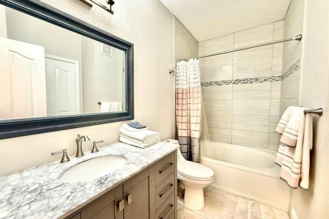 Condominio en alquiler en Tampa, Florida, 2 dormitorios, 89.93 m2 № 1857961 - foto 7