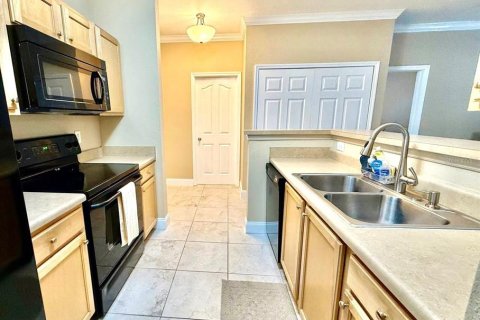 Condominio en alquiler en Tampa, Florida, 2 dormitorios, 89.93 m2 № 1857961 - foto 6