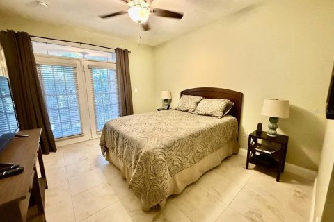 Condominio en alquiler en Tampa, Florida, 2 dormitorios, 89.93 m2 № 1857961 - foto 12
