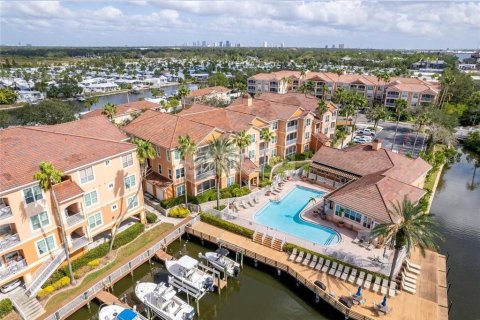 Condominio en alquiler en Tampa, Florida, 2 dormitorios, 89.93 m2 № 1857961 - foto 18