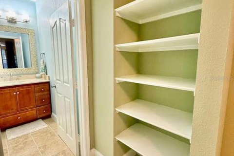 Condominio en alquiler en Tampa, Florida, 2 dormitorios, 89.93 m2 № 1857961 - foto 13