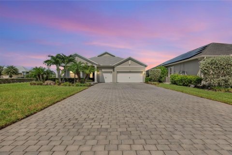 House in Punta Gorda, Florida 3 bedrooms, 235.88 sq.m. № 1918678 - photo 7