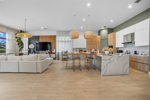 Villa ou maison à louer à Southwest Ranches, Floride: 4 chambres, 339.56 m2 № 2386839 - photo 6