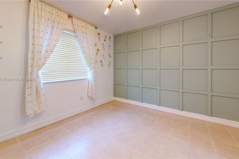 Condo in Miami, Florida, 2 bedrooms  № 1953473 - photo 18