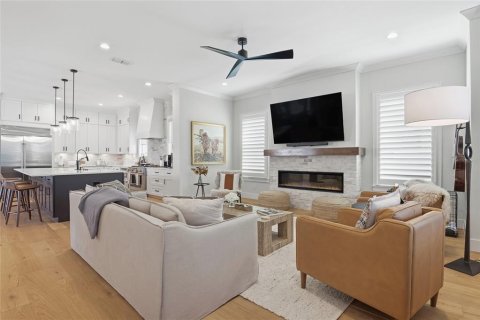 Casa en venta en Winter Garden, Florida, 6 dormitorios, 381.27 m2 № 2092071 - foto 6
