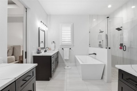 Casa en venta en Winter Garden, Florida, 6 dormitorios, 381.27 m2 № 2092071 - foto 22