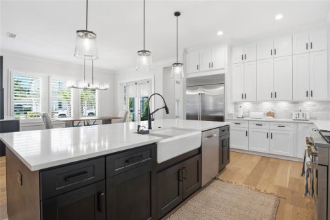 Casa en venta en Winter Garden, Florida, 6 dormitorios, 381.27 m2 № 2092071 - foto 13