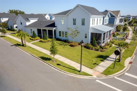 Casa en venta en Winter Garden, Florida, 6 dormitorios, 381.27 m2 № 2092071 - foto 2