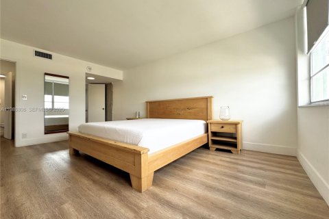 Купить кондоминиум в Норт-Майами, Флорида 1 спальня, 79.43м2, № 2044983 - фото 12