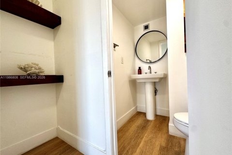 Купить кондоминиум в Норт-Майами, Флорида 1 спальня, 79.43м2, № 2044983 - фото 10