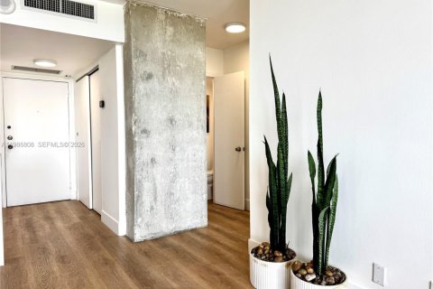 Купить кондоминиум в Норт-Майами, Флорида 1 спальня, 79.43м2, № 2044983 - фото 6