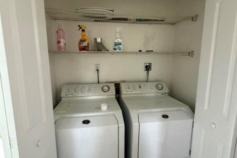 Touwnhouse à vendre à West Palm Beach, Floride: 2 chambres, 99.68 m2 № 2077687 - photo 6